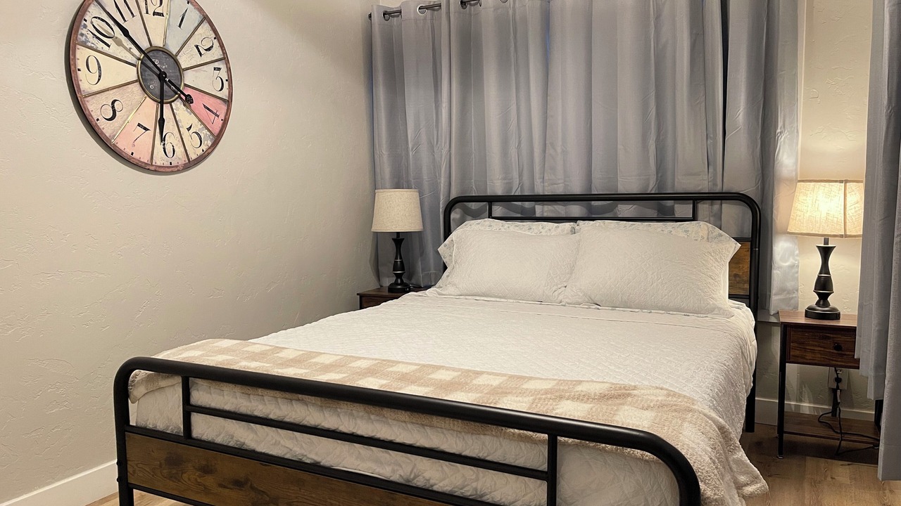 Photo of Bedroom in Porterville