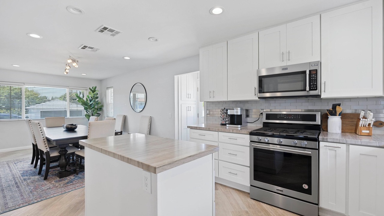 Photo of Kitchen in La Mesa