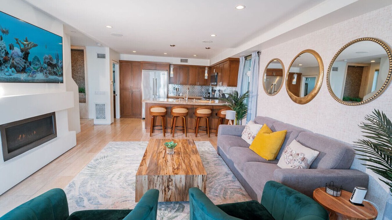Photo of Livingroom in West Newport