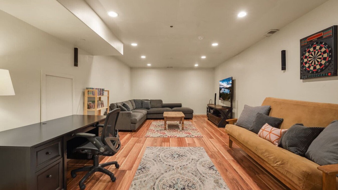 Photo of Livingroom in Lower Kingsbury