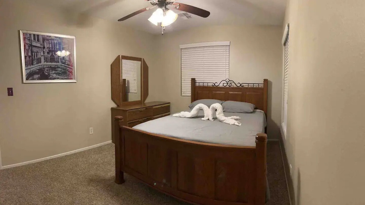 Photo of Bedroom in Sunrise Manor