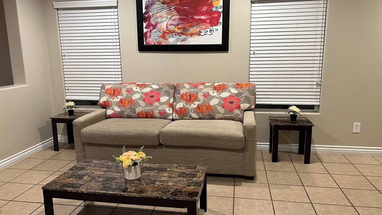 Photo of Livingroom in Sunrise Manor