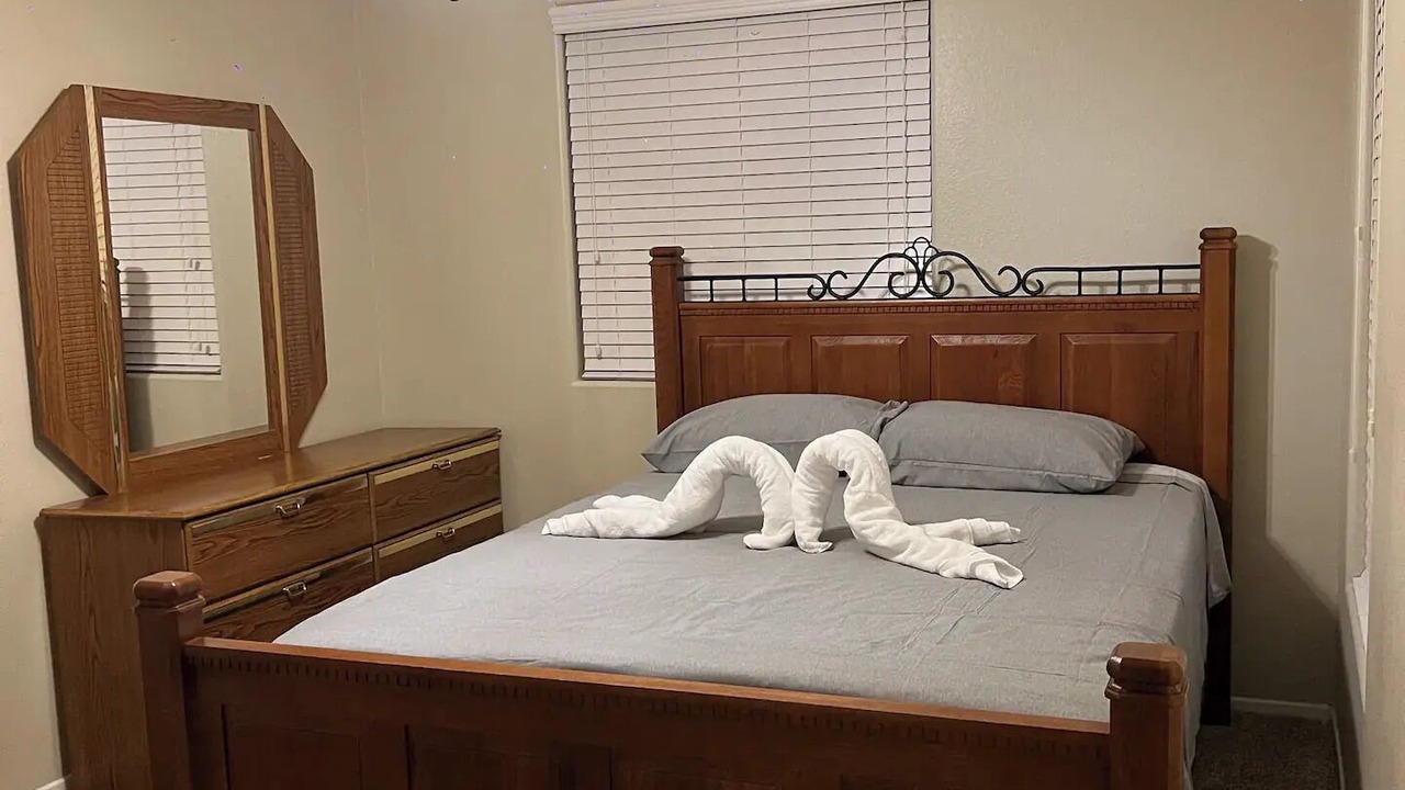 Photo of Bedroom in Sunrise Manor