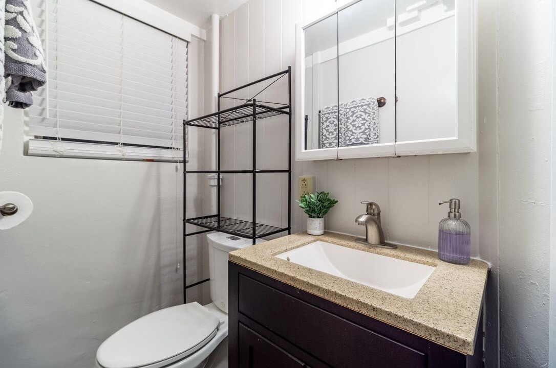 Photo of Bathroom in Liliha - Kapalama
