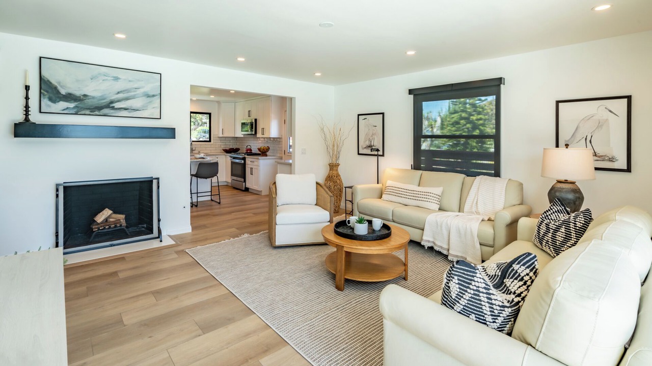 Photo of Livingroom in The Mesa