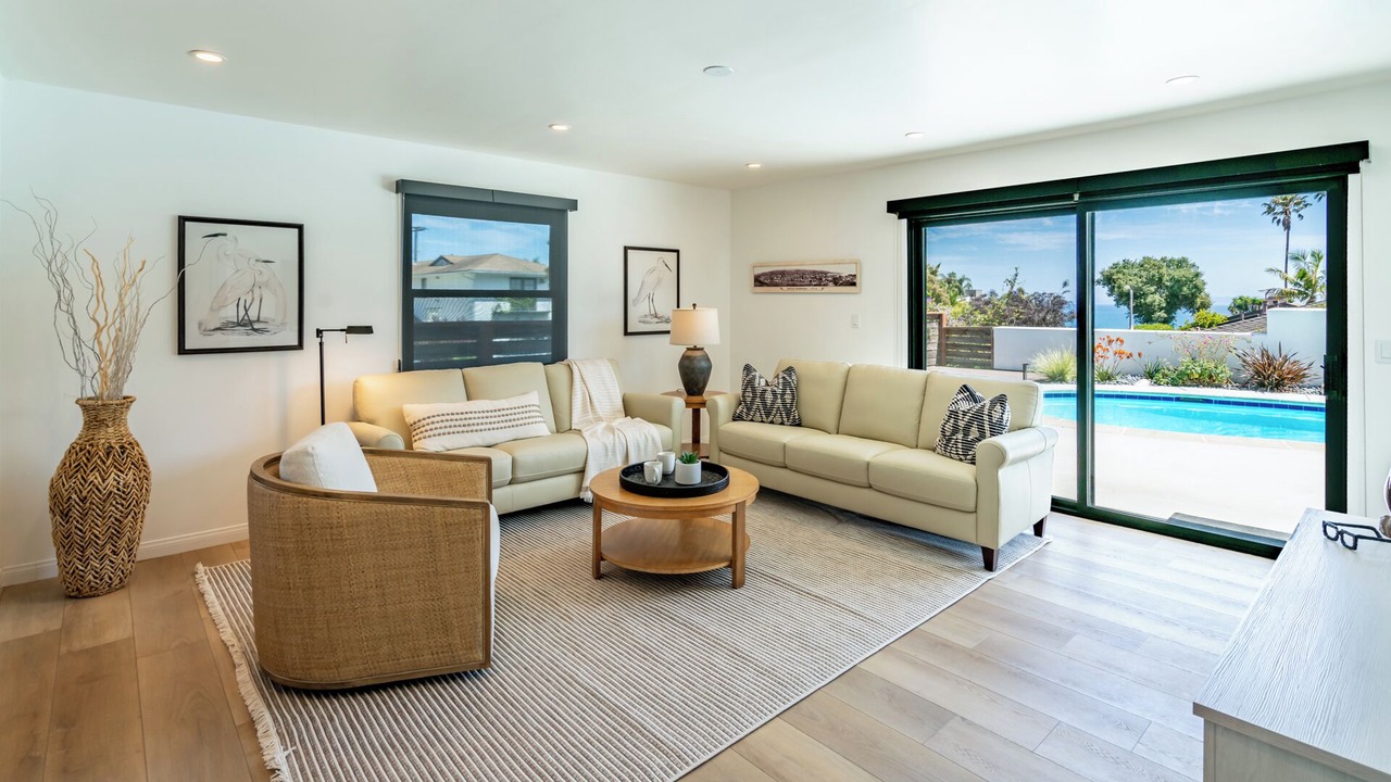 Photo of Livingroom in The Mesa
