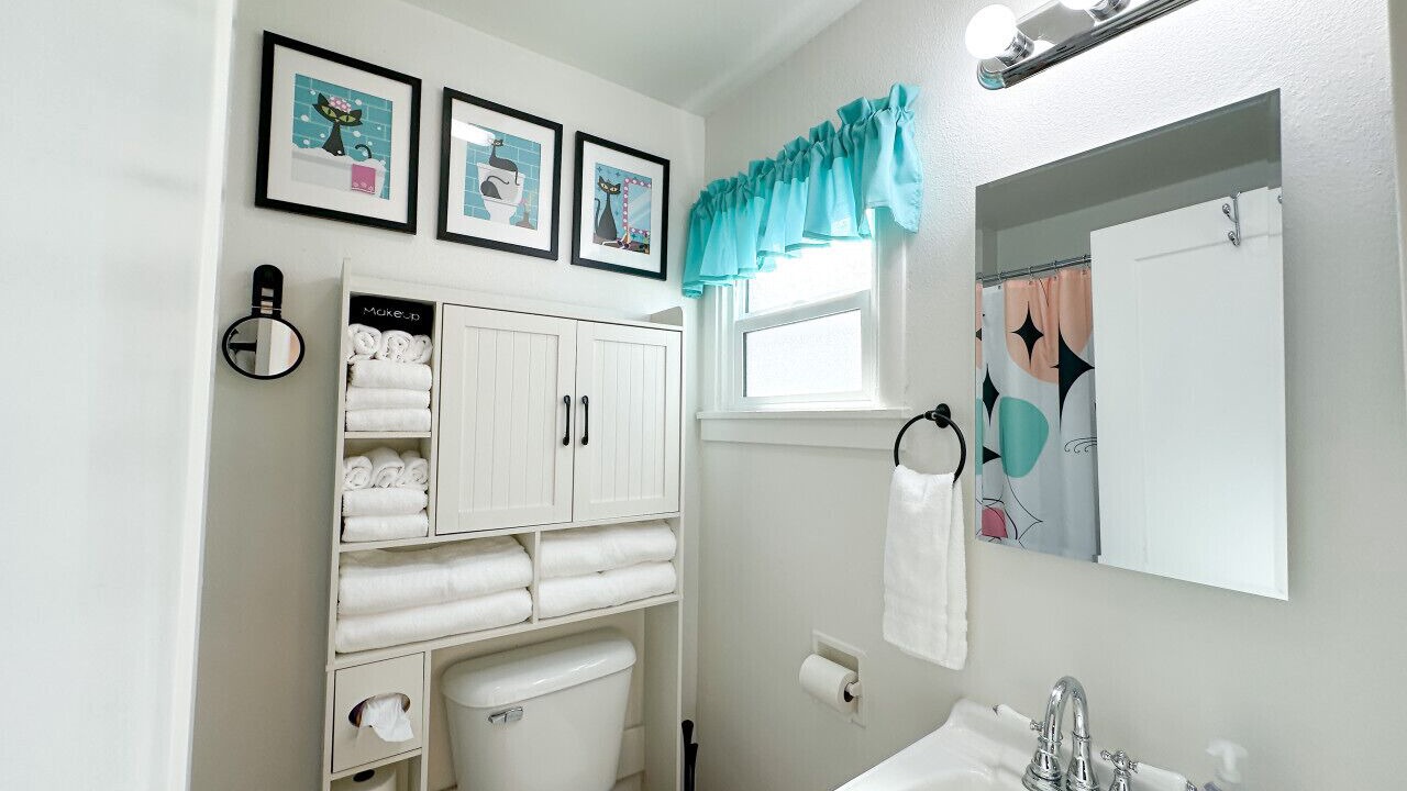 Photo of Bathroom in Coalinga
