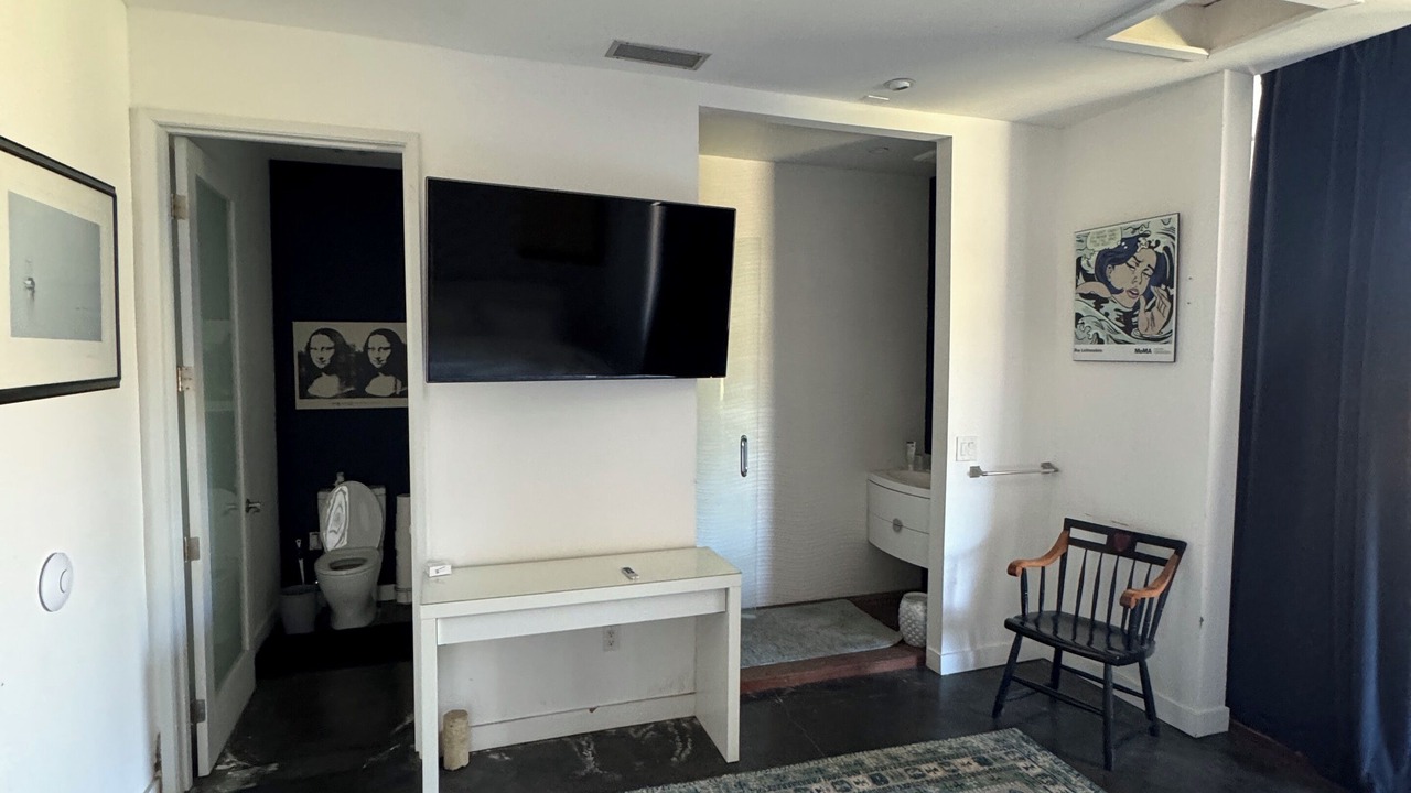 Photo of Bedroom in Malibu