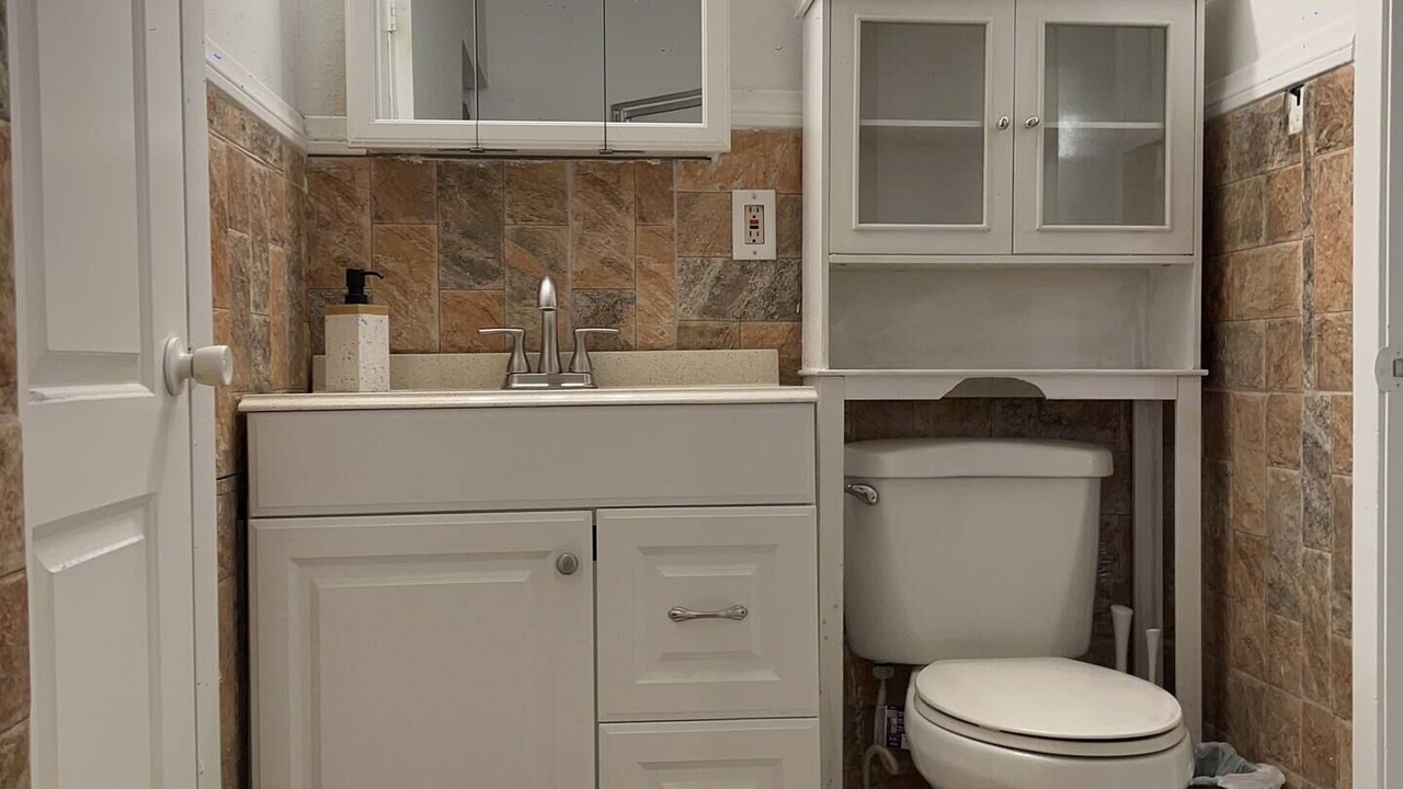 Photo of Bathroom in North Las Vegas
