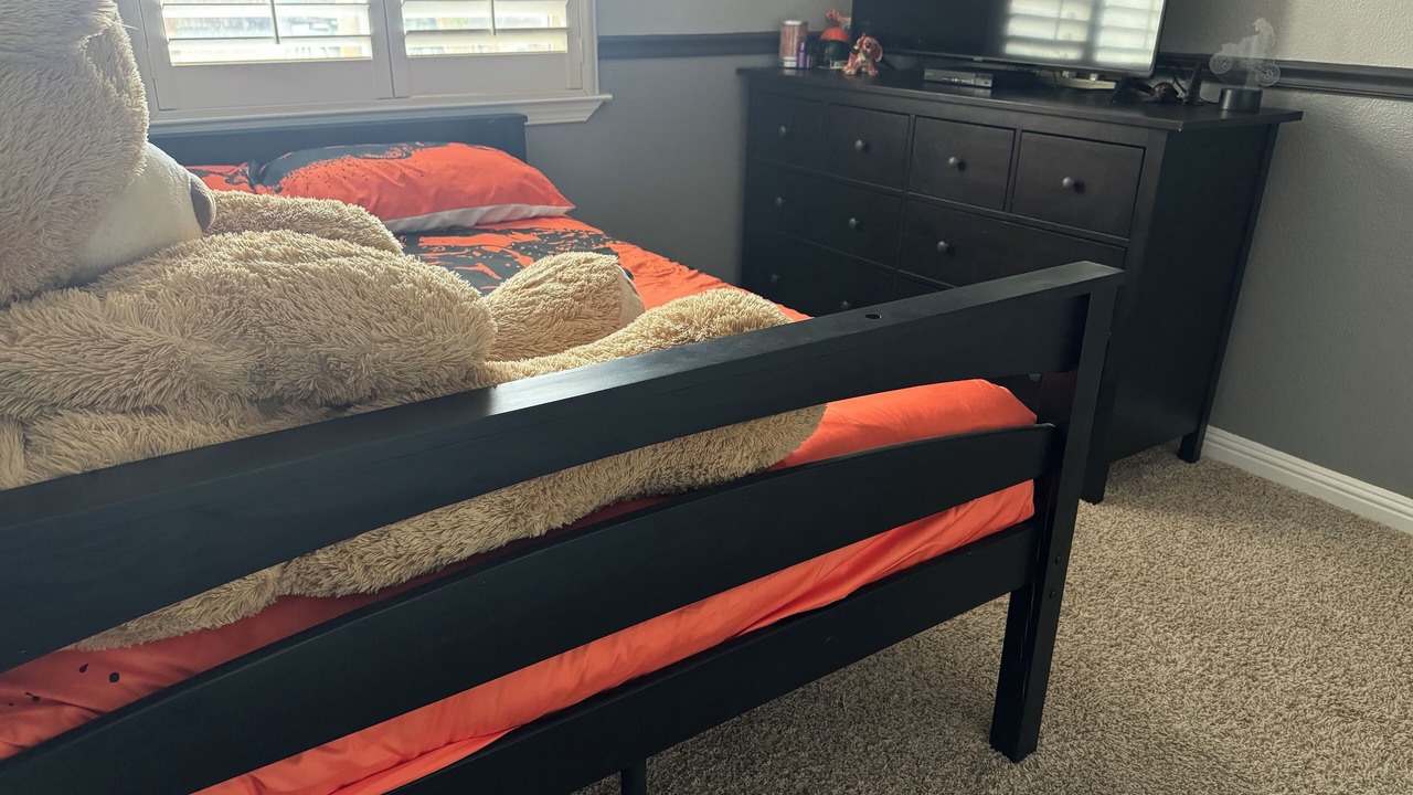 Photo of Bedroom in Spanish Springs