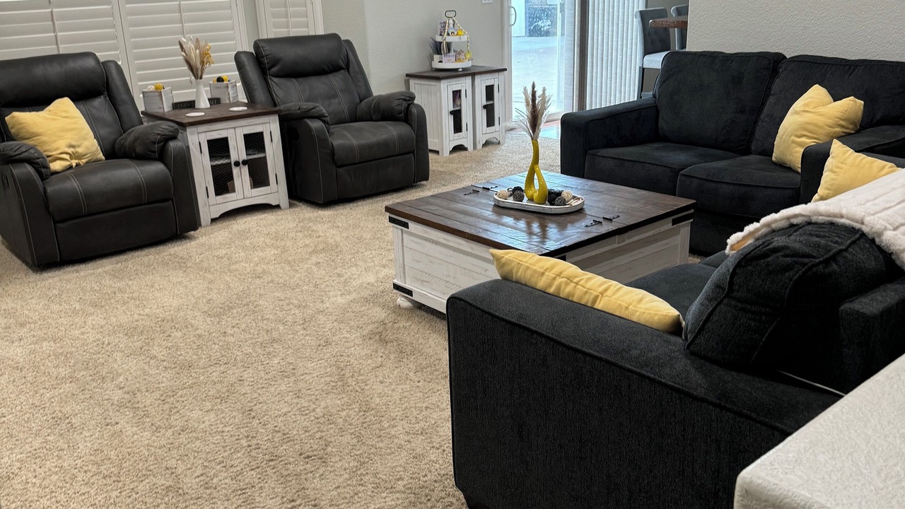 Photo of Livingroom in Spanish Springs