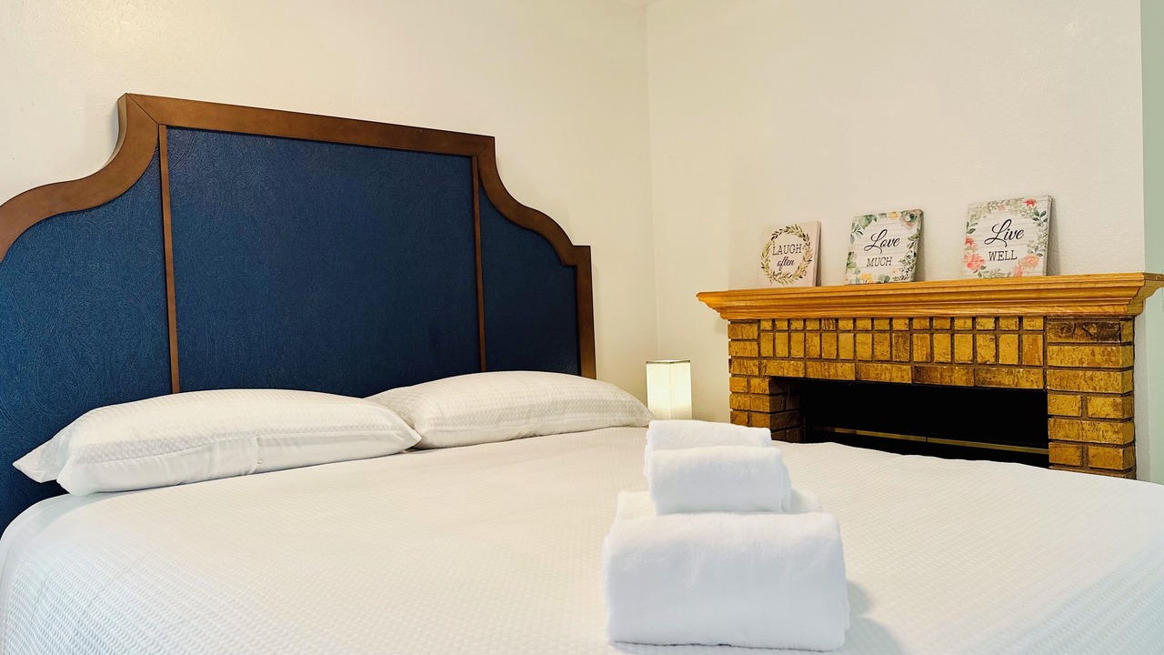 Photo of Bedroom in Spring Valley
