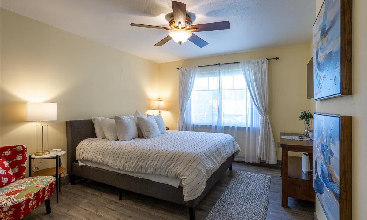 Photo of Bedroom in Downtown
