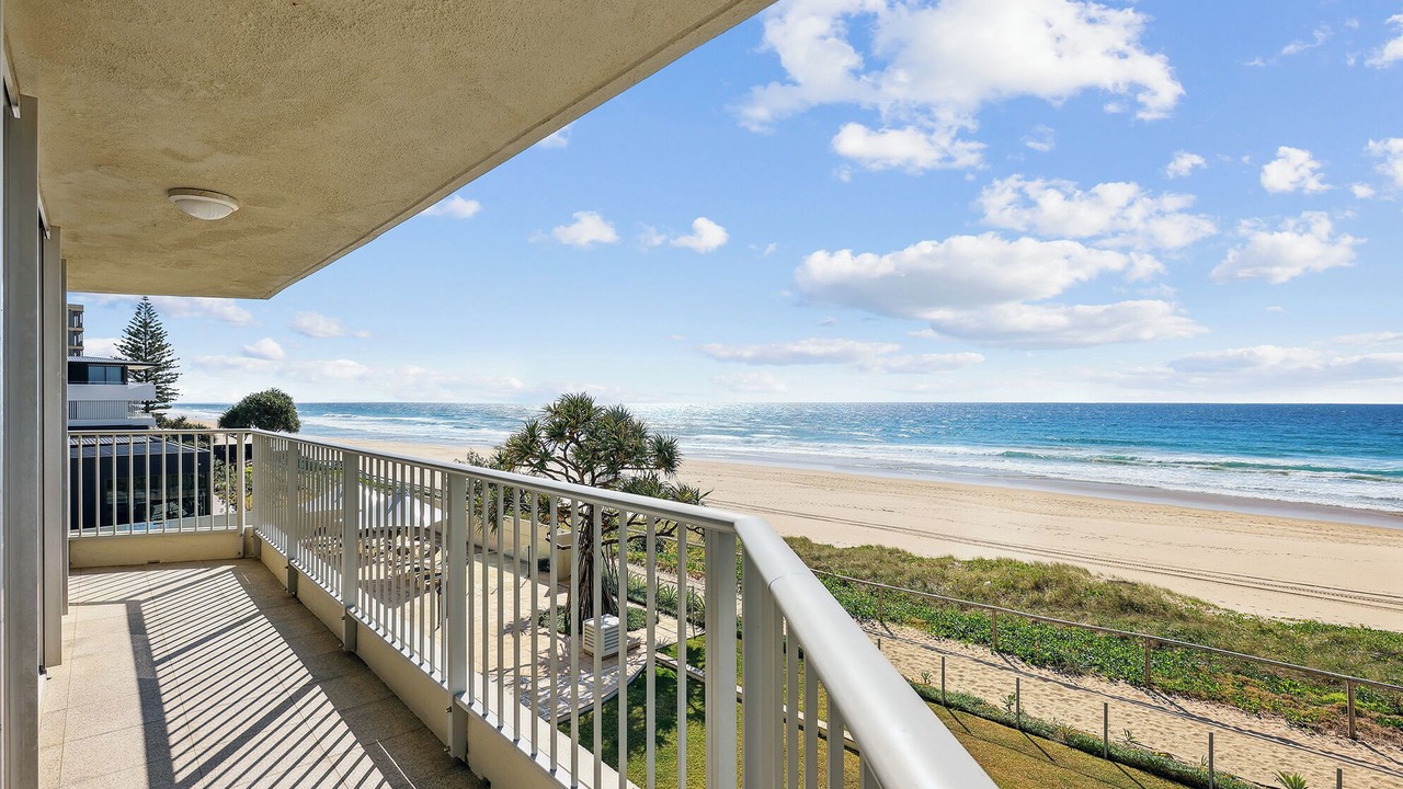 Photo of Outdoor in Main Beach