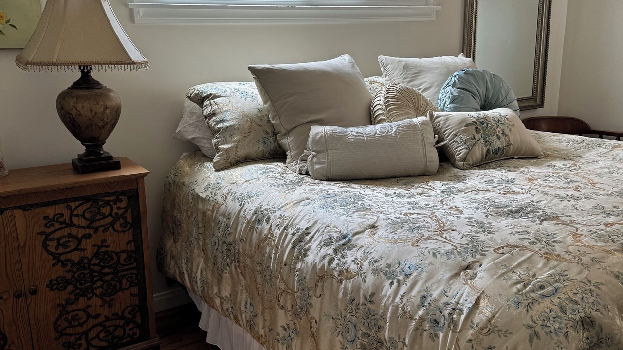 Photo of Bedroom in Harbor