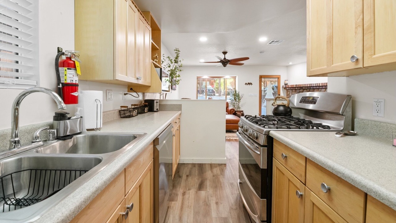 Photo of Kitchen in Big Bear Lake