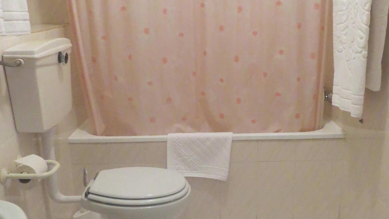 Photo of Bathroom in Alvoco da Serra
