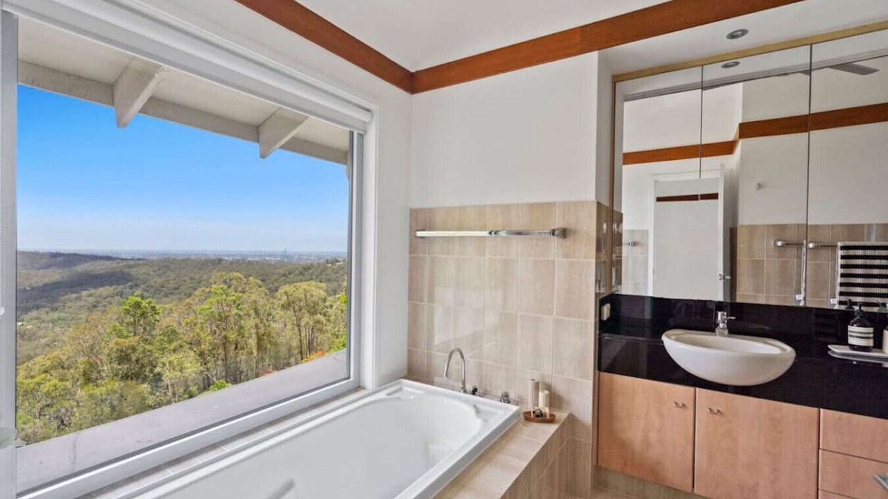 Photo of Bathroom in Tallai