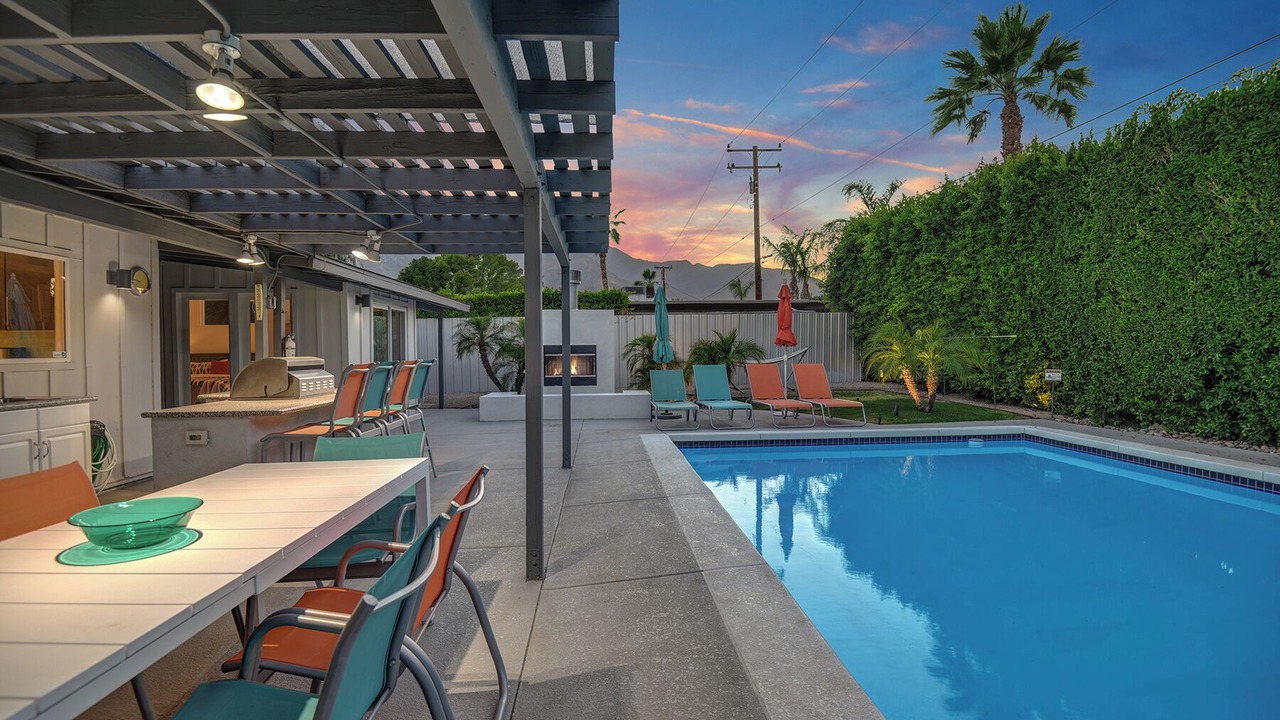 Photo of Outdoor in Sunrise Vista Chino