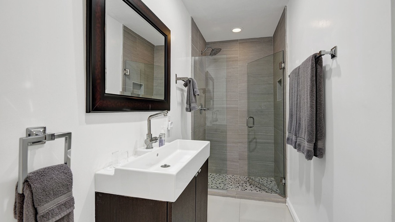 Photo of Bathroom in Sunrise Vista Chino