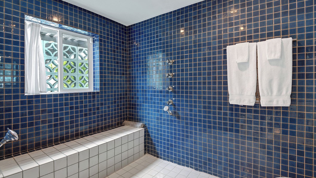 Photo of Bathroom in Sunrise Vista Chino