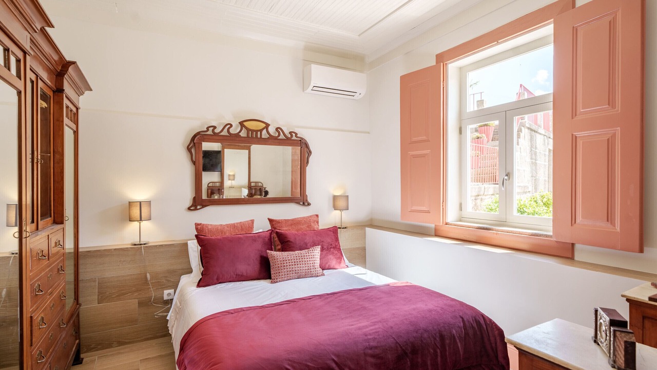 Photo of Bedroom in Sao Martinho de Mouros