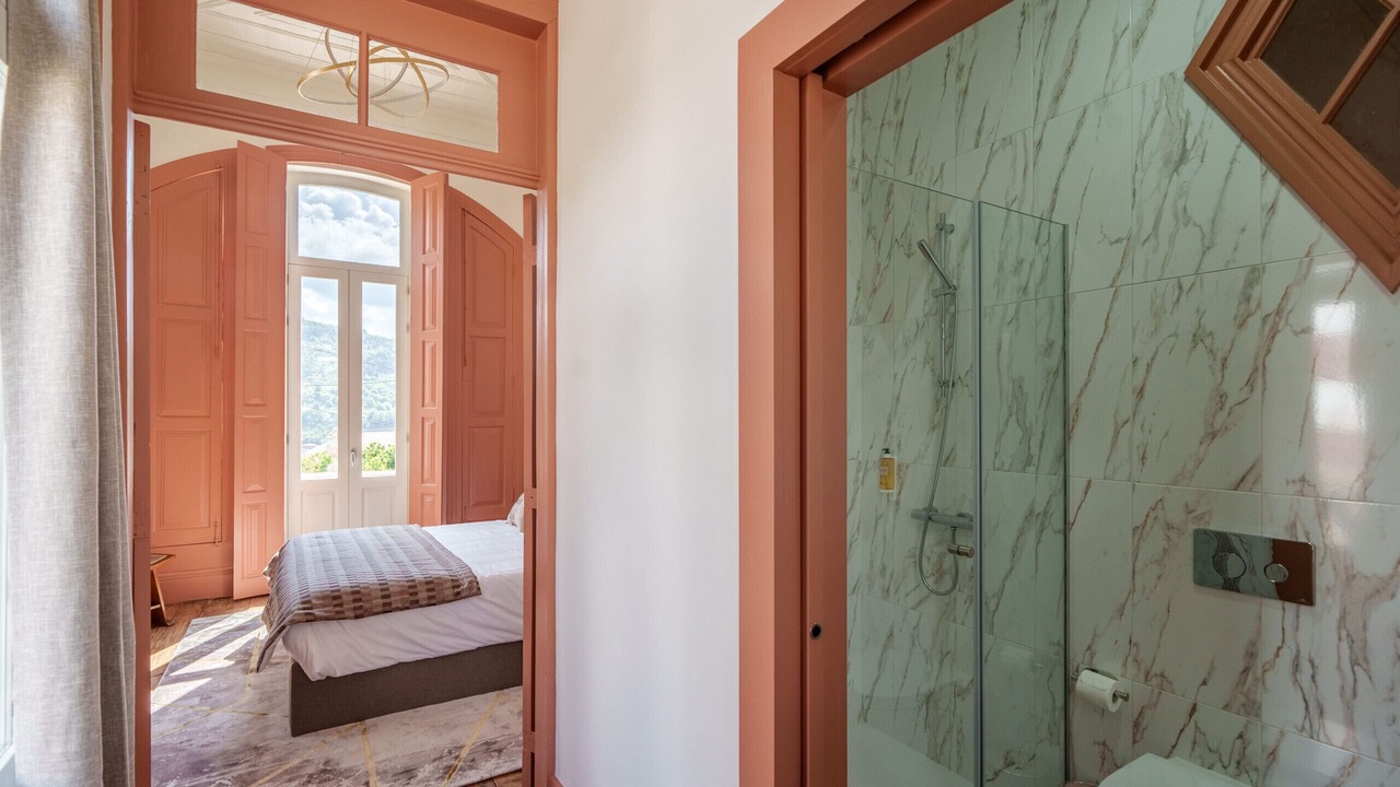 Photo of Bathroom in Sao Martinho de Mouros