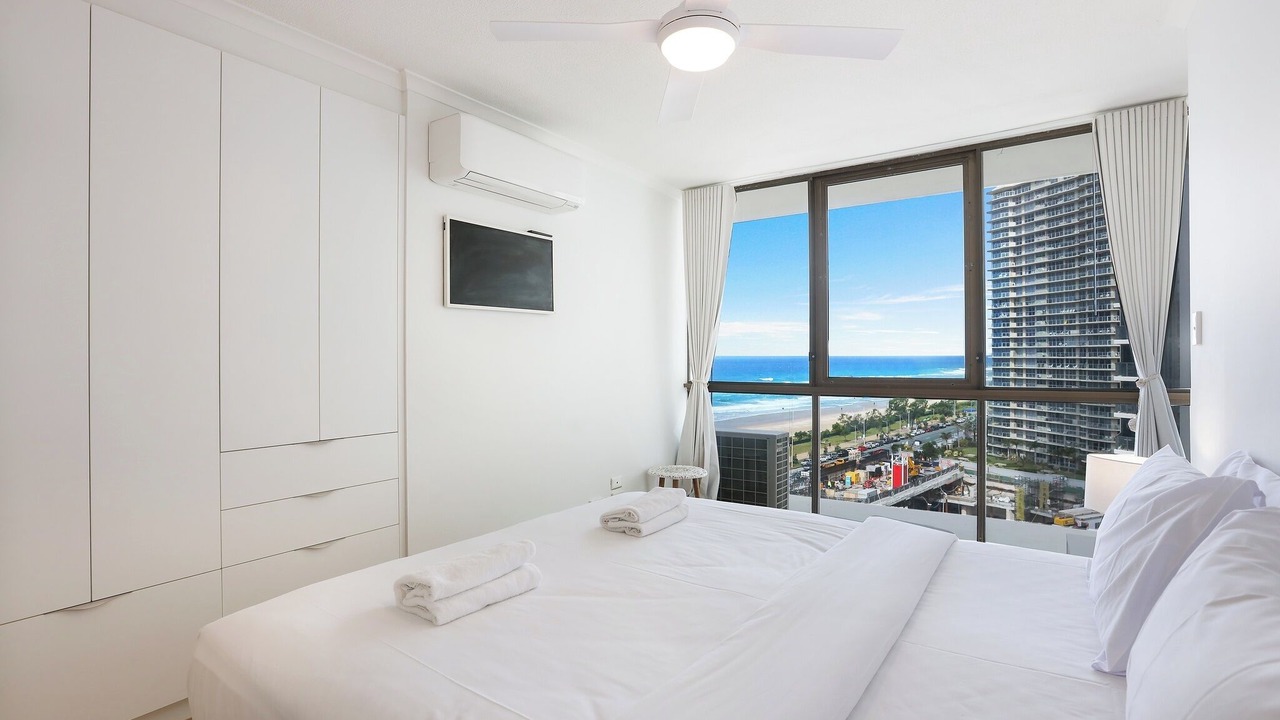 Photo of Bedroom in Main Beach
