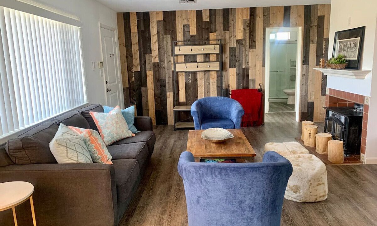 Photo of Livingroom in Creston