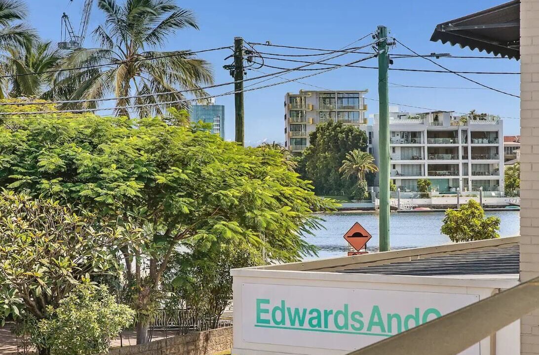 Photo of Others in Surfers Paradise