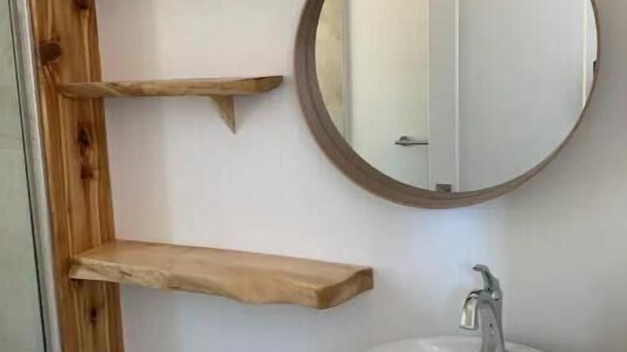Photo of Bathroom in Ucluelet
