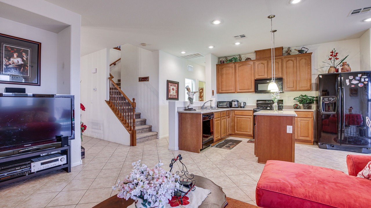 Photo of Livingroom in Spring Valley