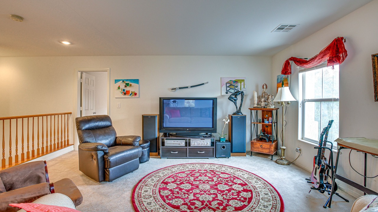 Photo of Livingroom in Spring Valley