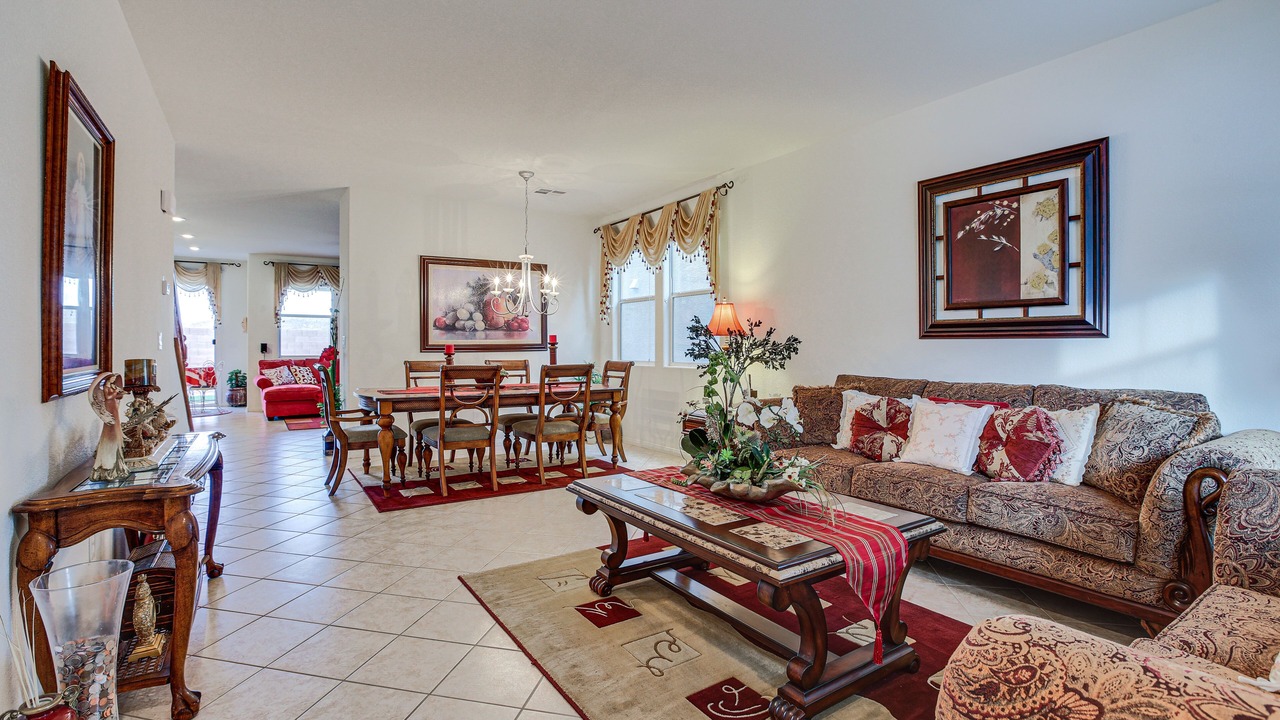 Photo of Livingroom in Spring Valley