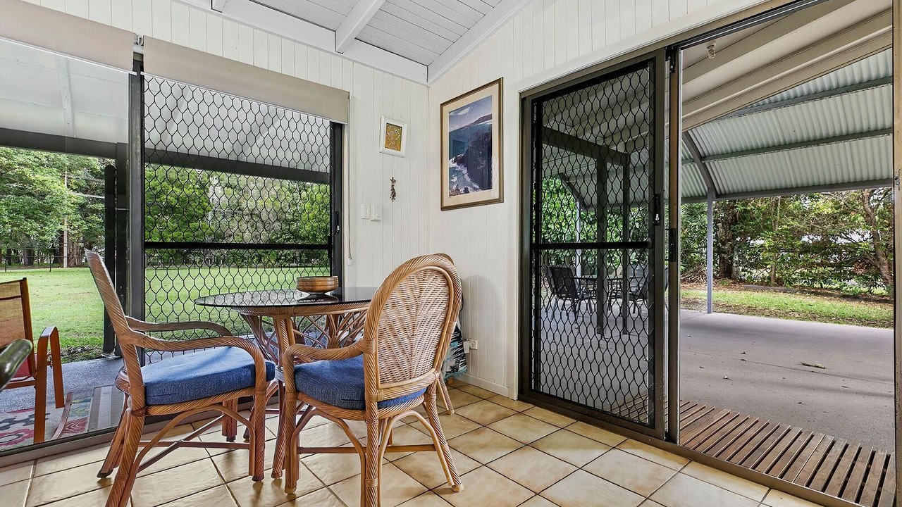 Photo of Outdoor in White Patch