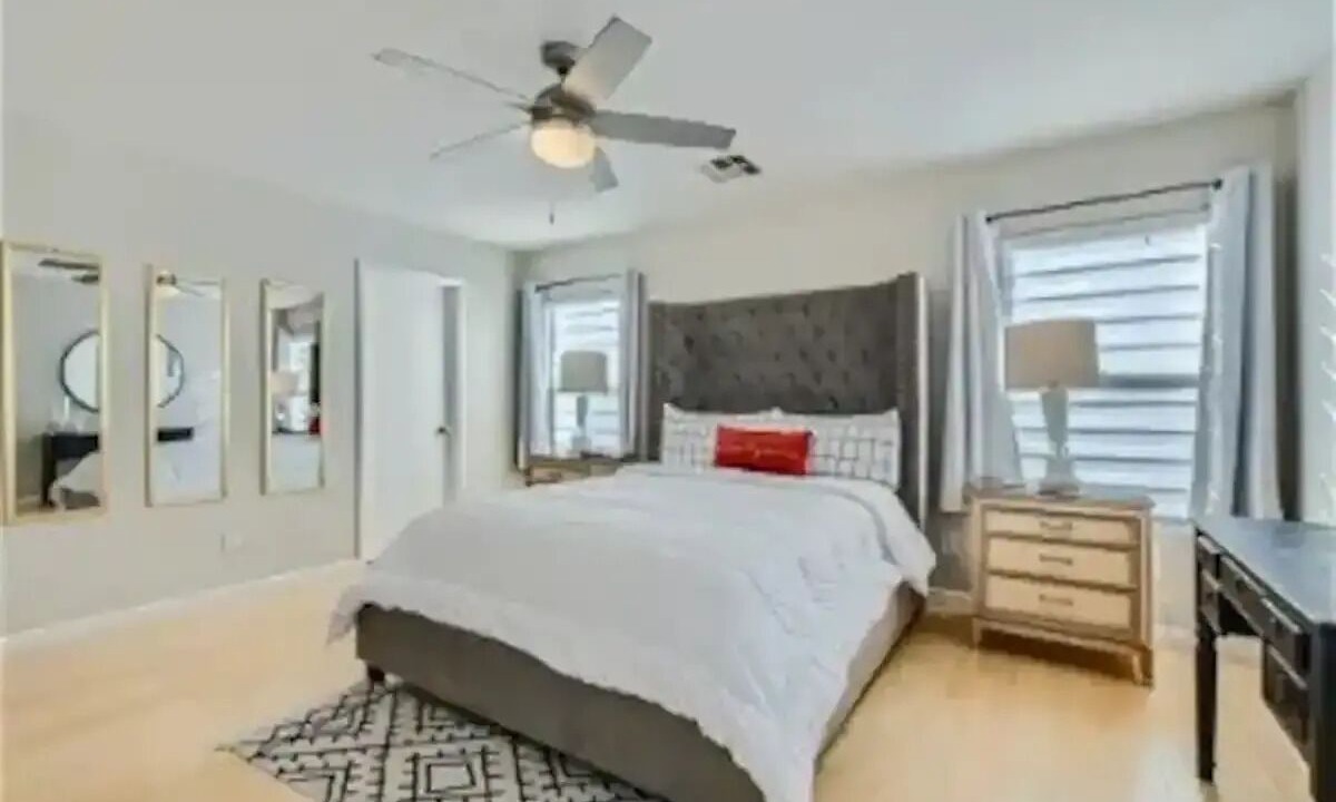 Photo of Bedroom in Sunrise Manor