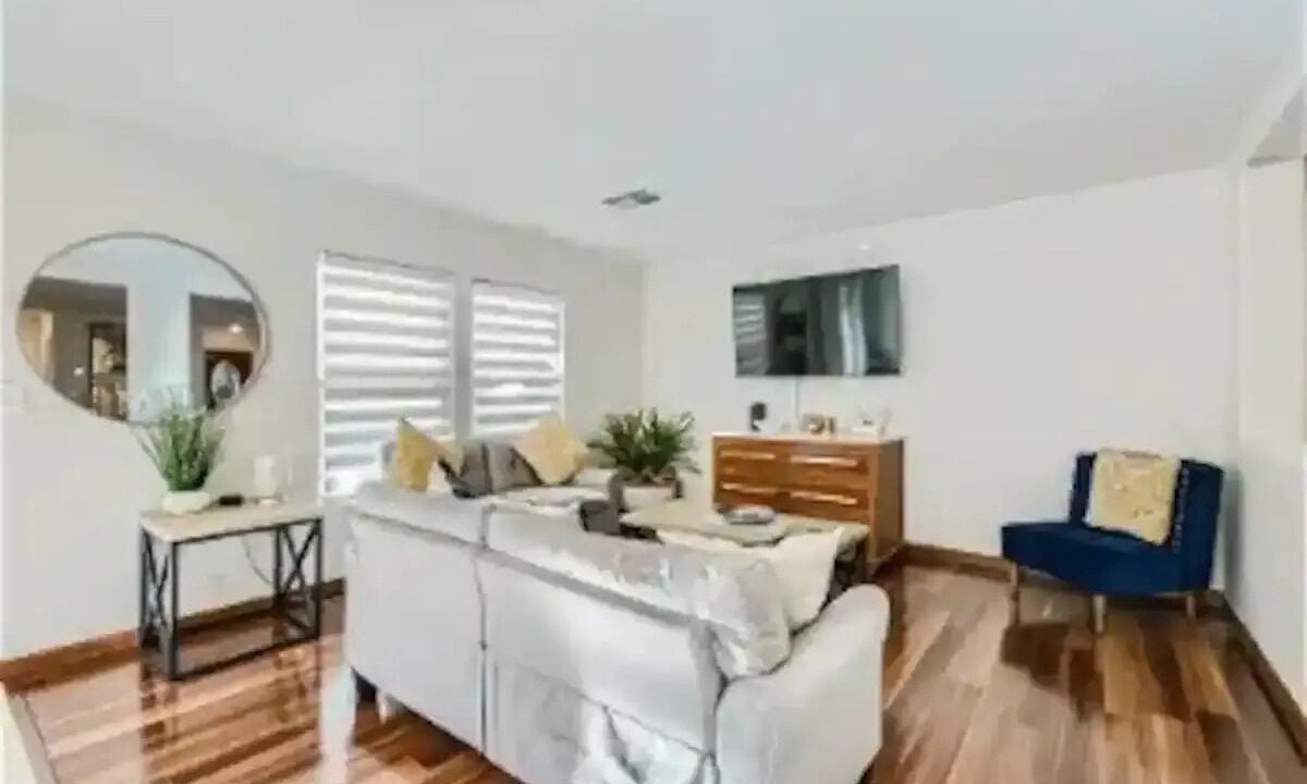 Photo of Livingroom in Sunrise Manor