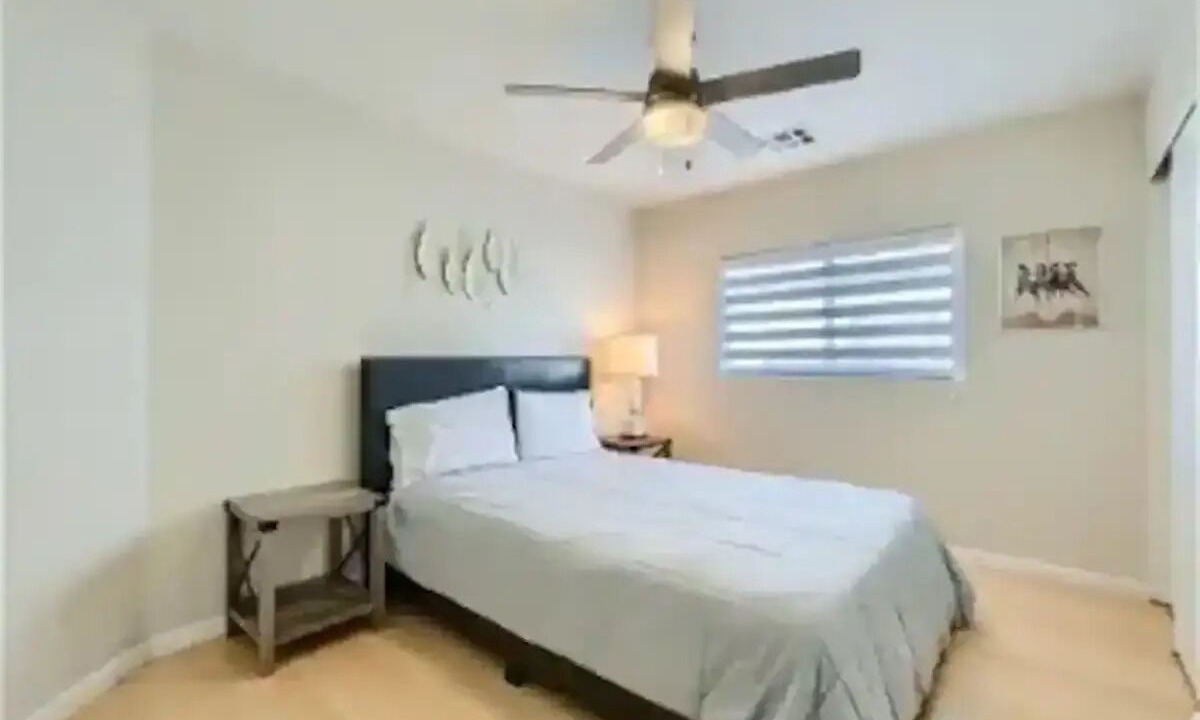 Photo of Bedroom in Sunrise Manor