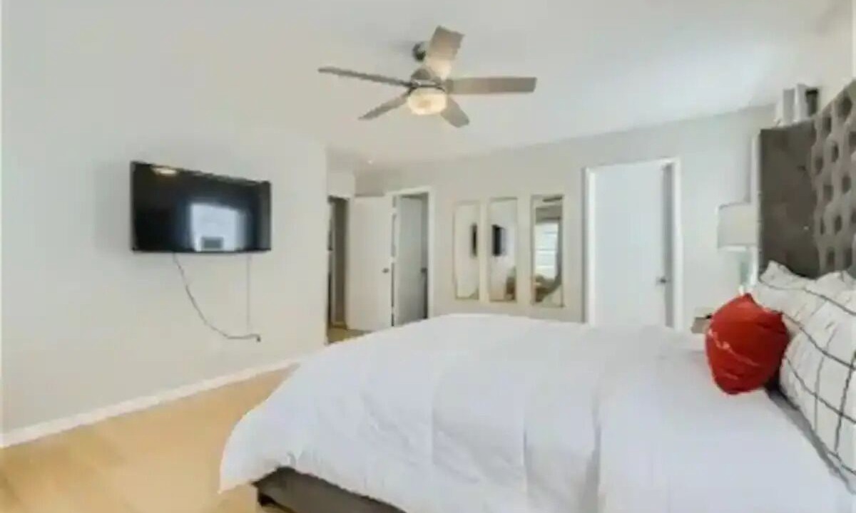 Photo of Bedroom in Sunrise Manor
