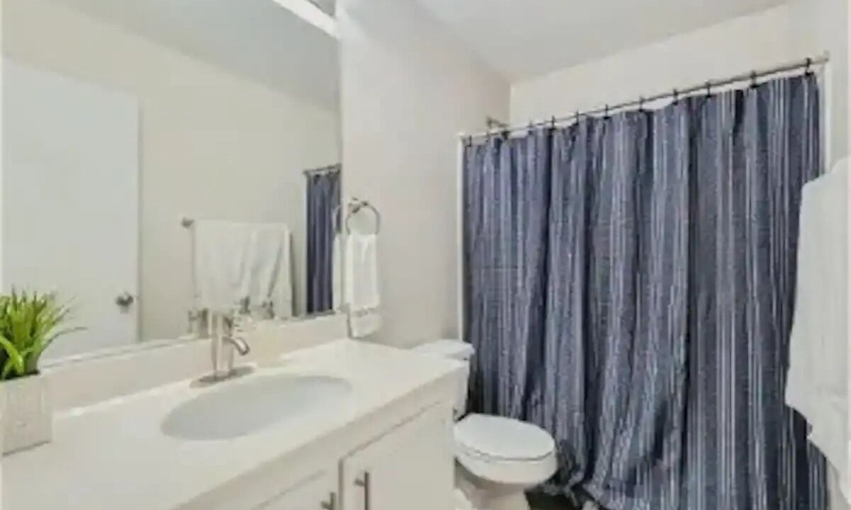 Photo of Bathroom in Sunrise Manor