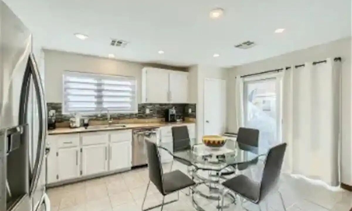 Photo of Kitchen in Sunrise Manor