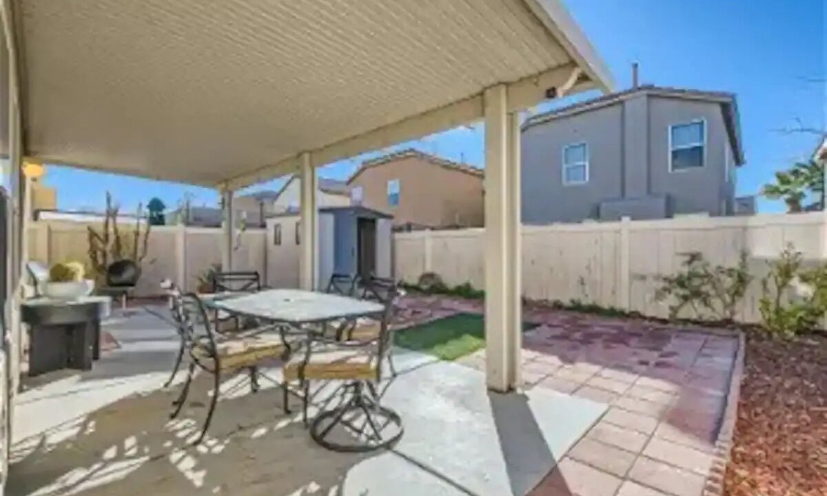 Photo of Outdoor in Sunrise Manor