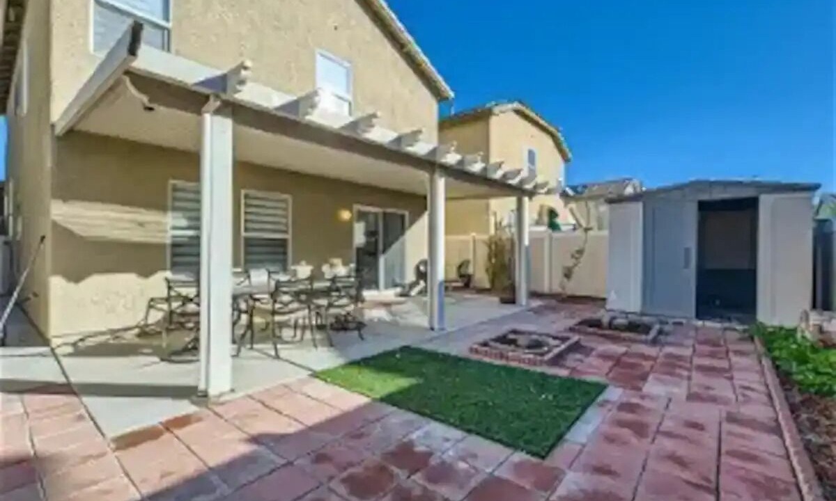 Photo of Outdoor in Sunrise Manor