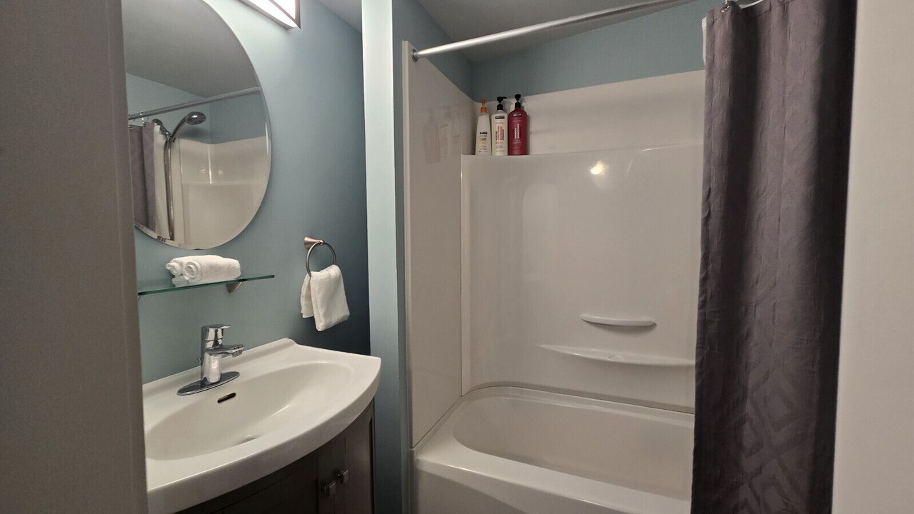 Photo of Bathroom in Ucluelet
