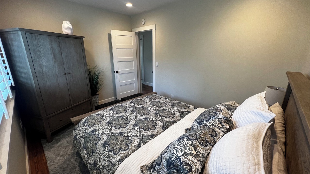 Photo of Bedroom in Carpinteria