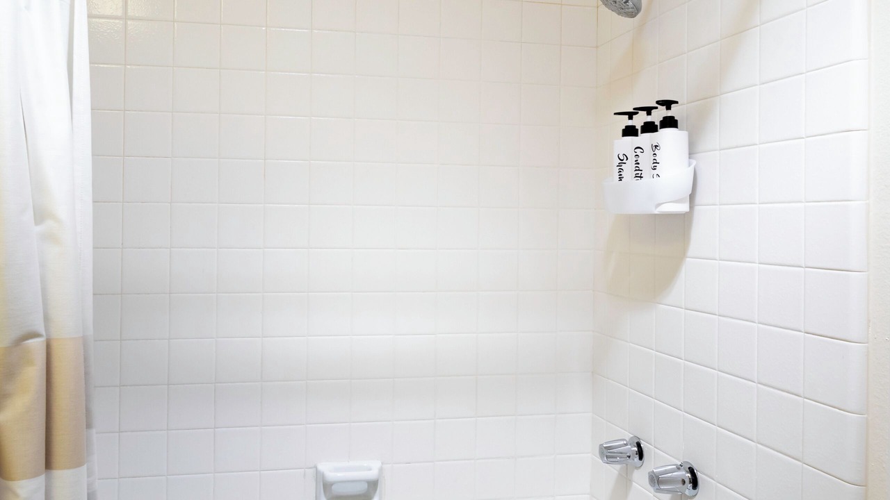 Photo of Bathroom in Sunrise Vista Chino