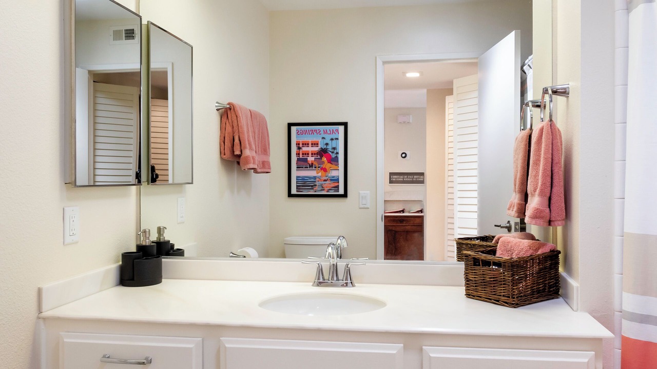 Photo of Bathroom in Sunrise Vista Chino