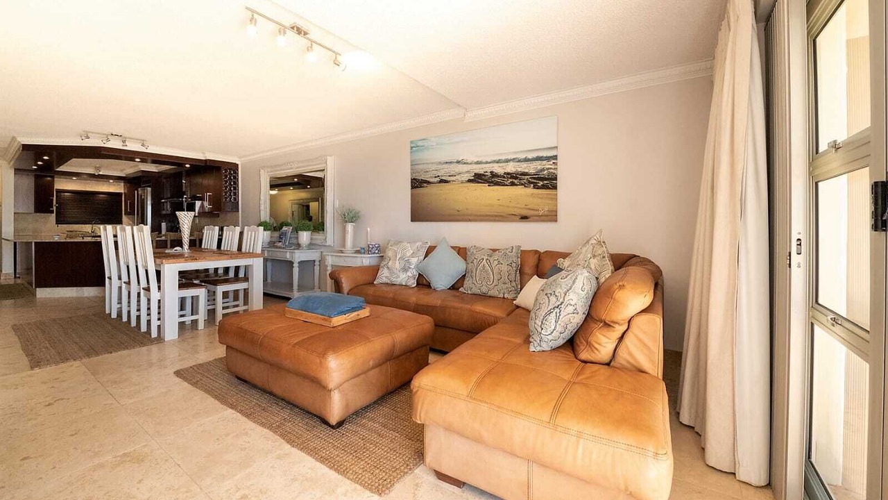 Photo of Livingroom in Jeffreys Bay