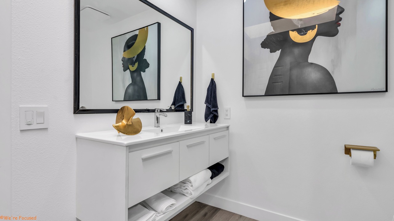 Photo of Bathroom in Sunrise Vista Chino