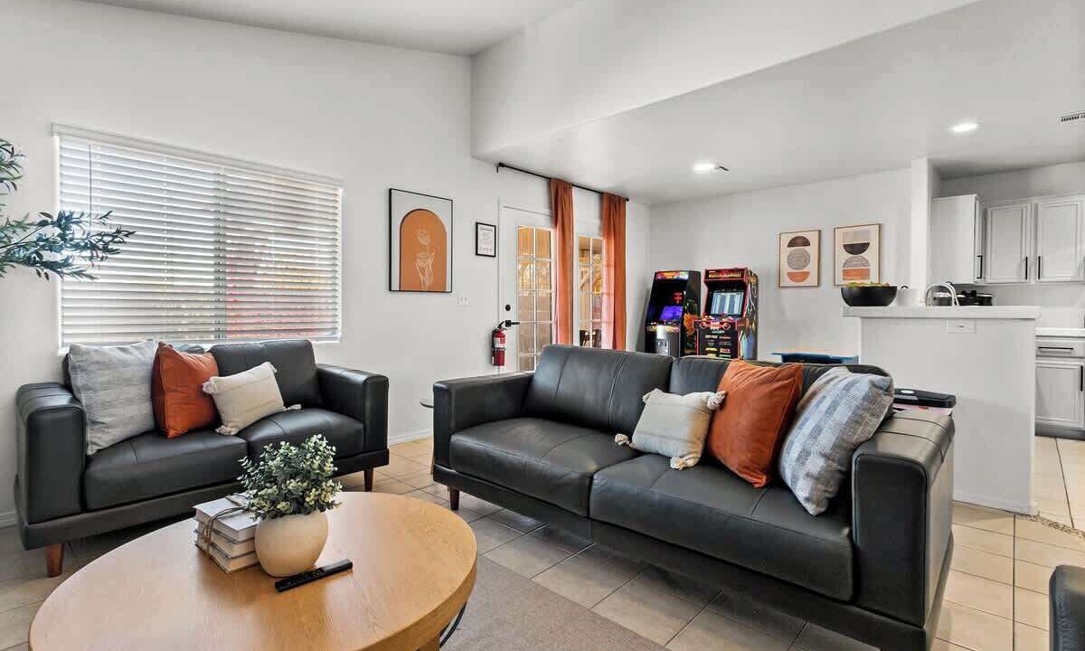 Photo of Livingroom in North Las Vegas